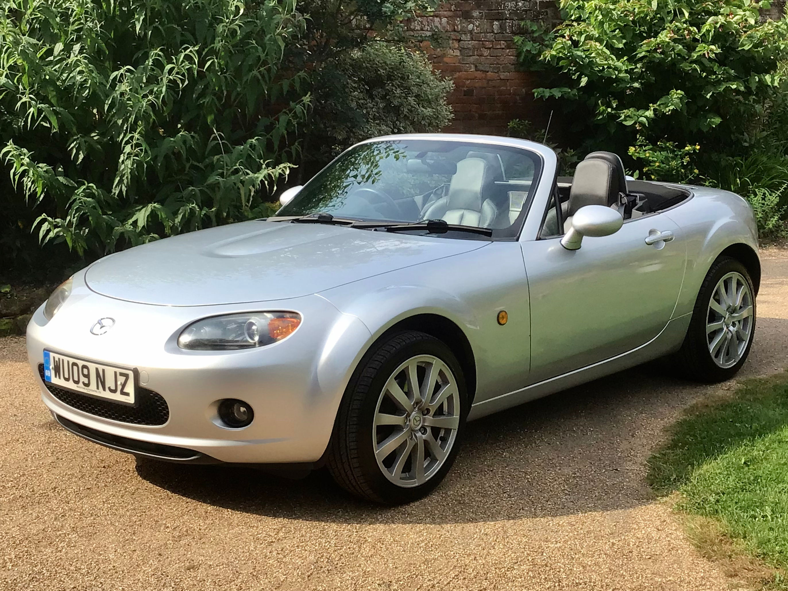 MAZDA MX5 2.0i SPORT