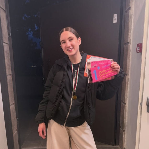 Screenshot_22-4-2026_115636_www.instagram_edited