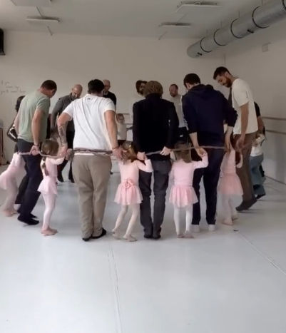 Screenshot_22-4-2026_12115_www.instagram_edited