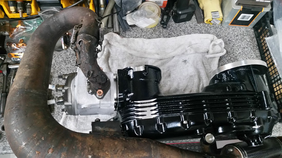 250i Engine