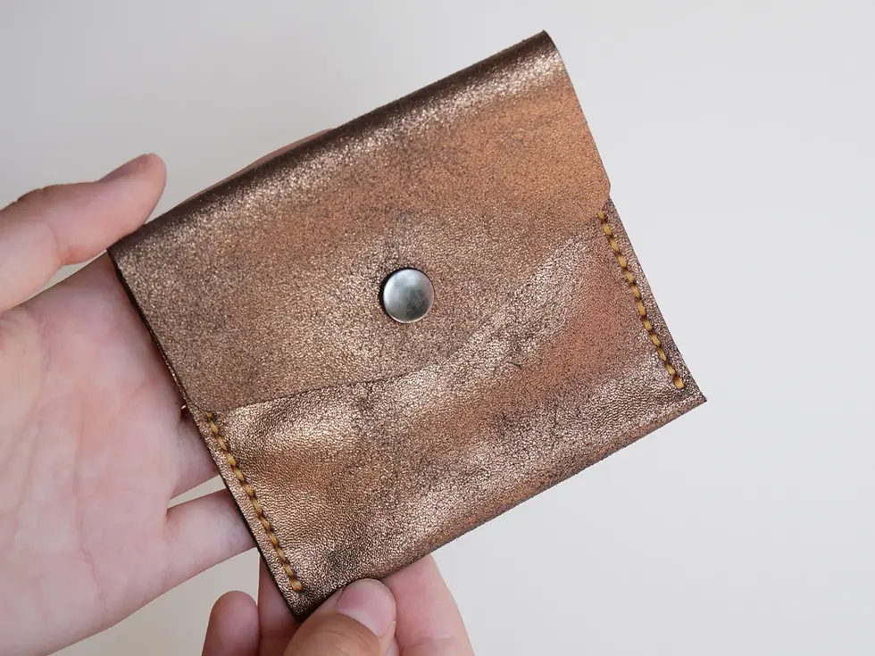 Miniature : Pochette Carrée Brillante
