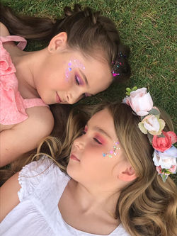 glitter kids .JPG