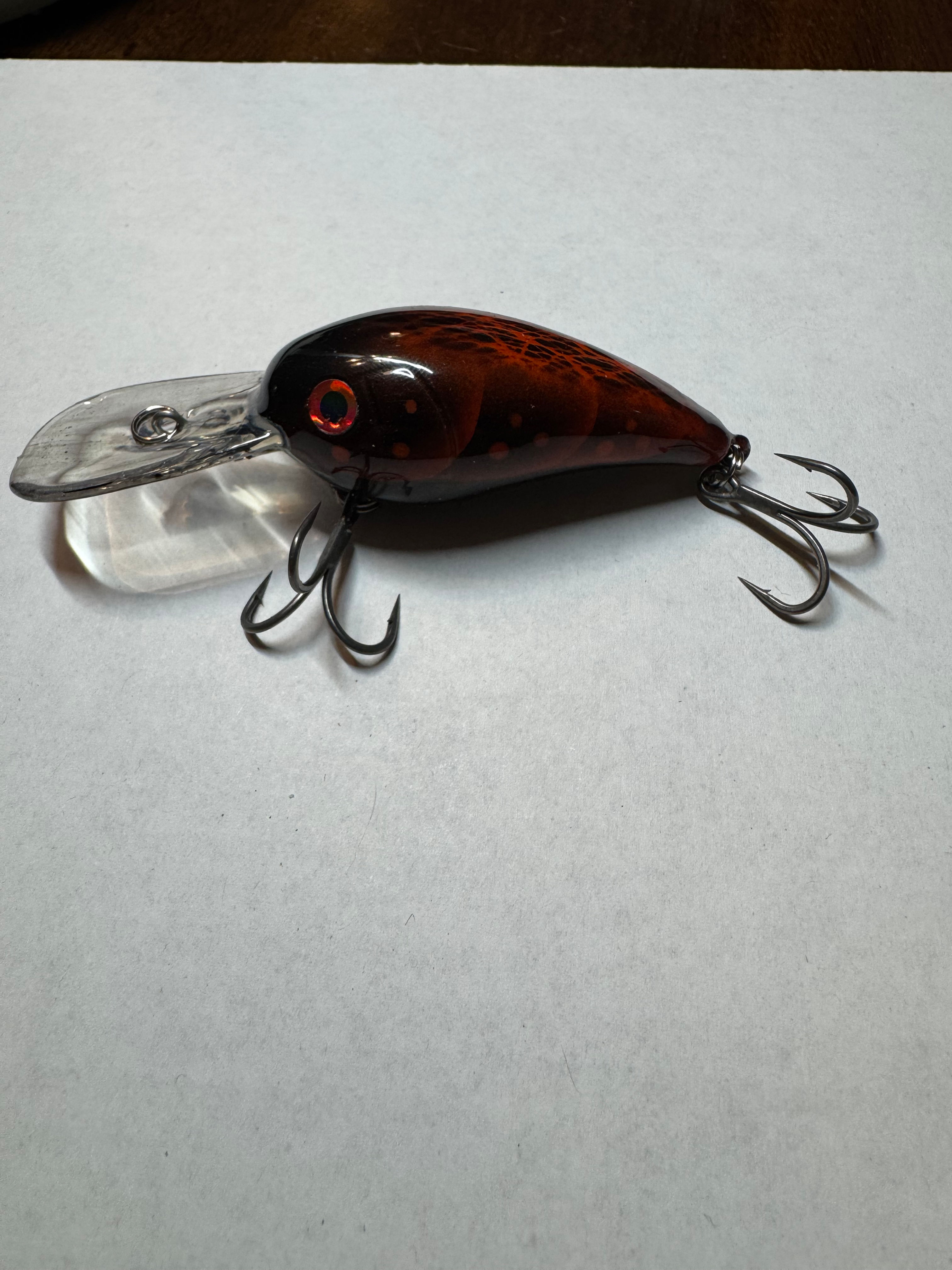 TINYS ROUND EYE HOLLER HUNTER