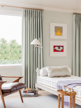 HINGHAM Interior Design by Lisa Tharp. Photography by Michael J. Lee.
