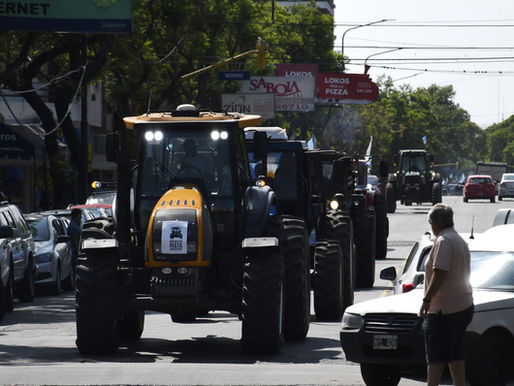 LA GRAN ESTAFA AL CAMPO : RETENCIONES, SAQUEO Y SILENCIO EN PERGAMINO
