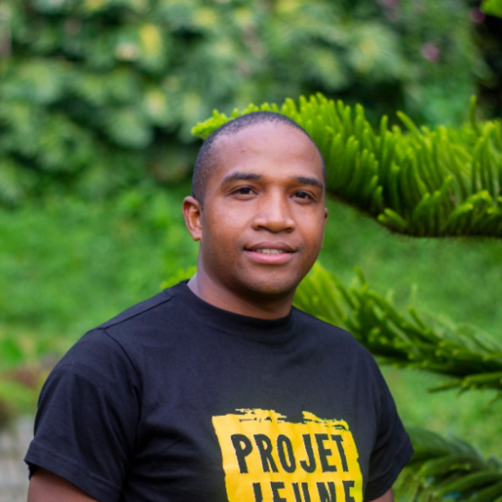 Writer: Nasolo Anjarasoa