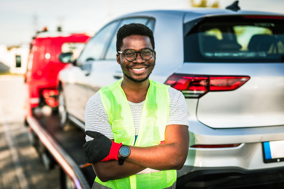 Tow truck driver providing junk car pickup service in Orlando, Florida