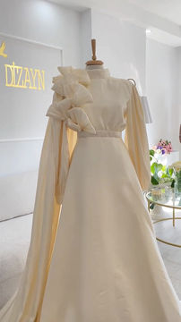 Küçük resim: Avriel Gelinlik