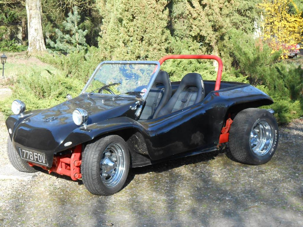 Voiture noire de collection La Passagere
