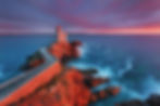 Phare sur une falaise 