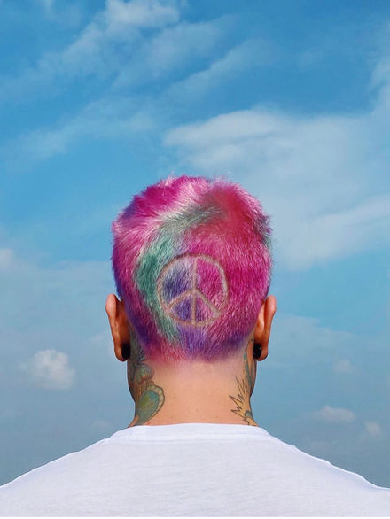 videoclip BELLA STORIA - Fedez
Haircolour Fedez by Joel Tagliaferri
Hairstyling Fedez by Brian Cantarosso