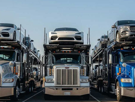 2025 Price Guide: Shipping a Car vs. Driving it Cross-Country