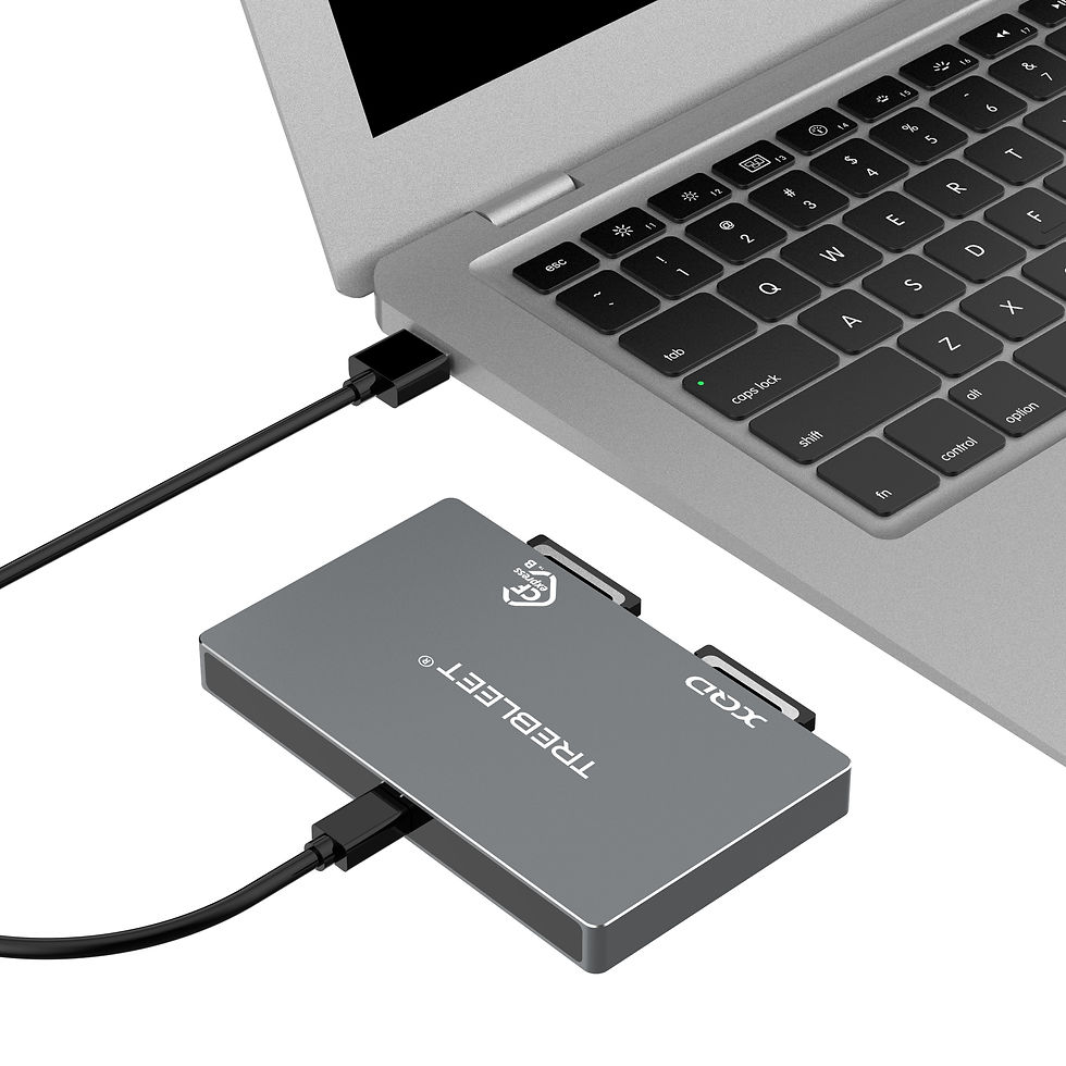 Thumbnail: Dual-Slot CFexpress Type B and XQD Card Reader USB 3.2 Gen 2 10Gbps