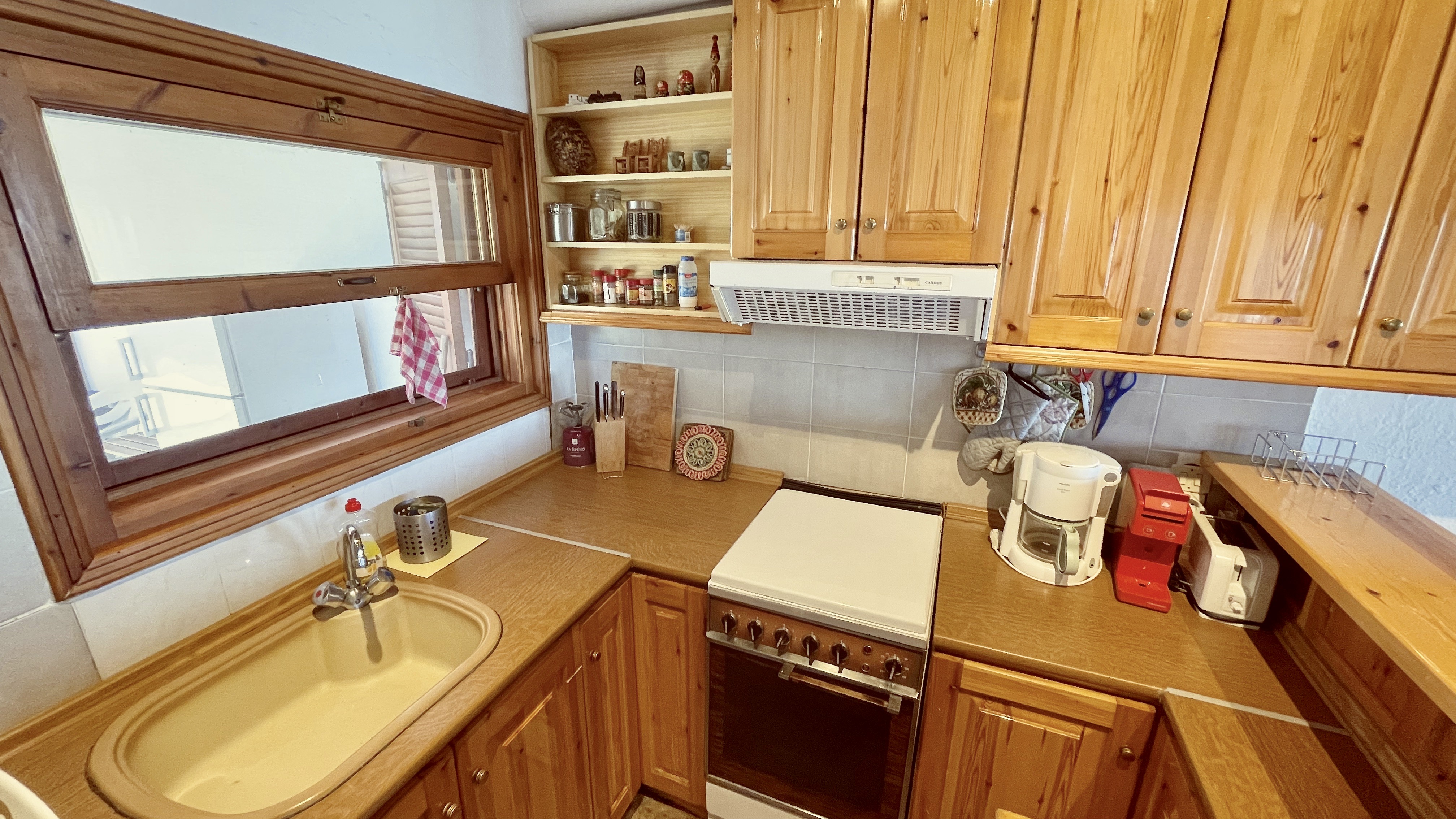 Kitchen overview