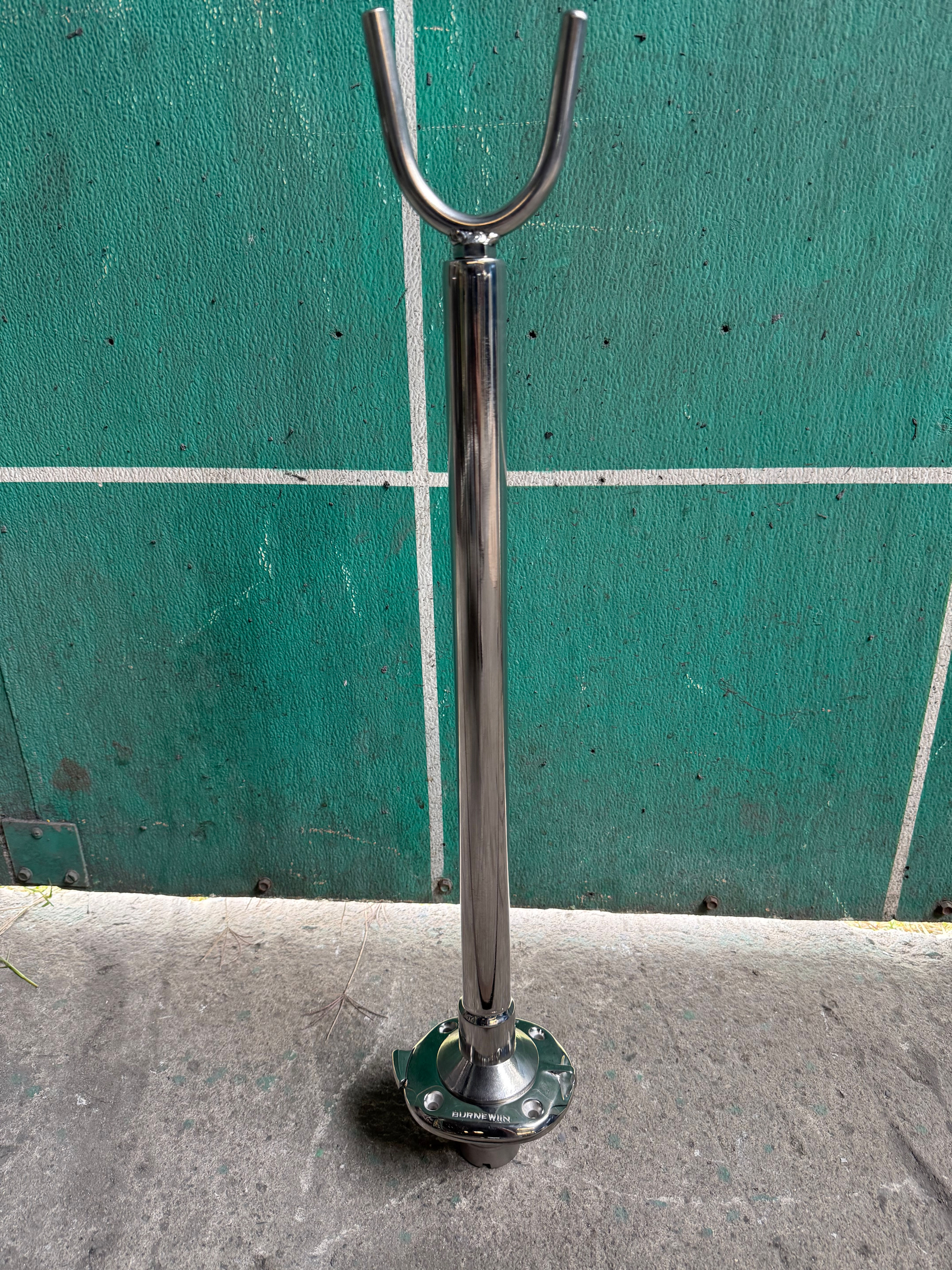 Burnewiin Tall Boy Geared Pipe