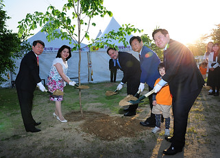 160513 유채꽃축제 개막식 (19).JPG