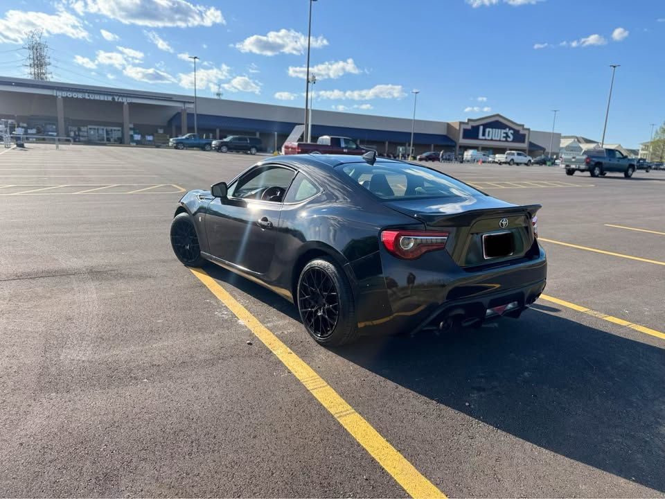 Thumbnail: Toyota 86