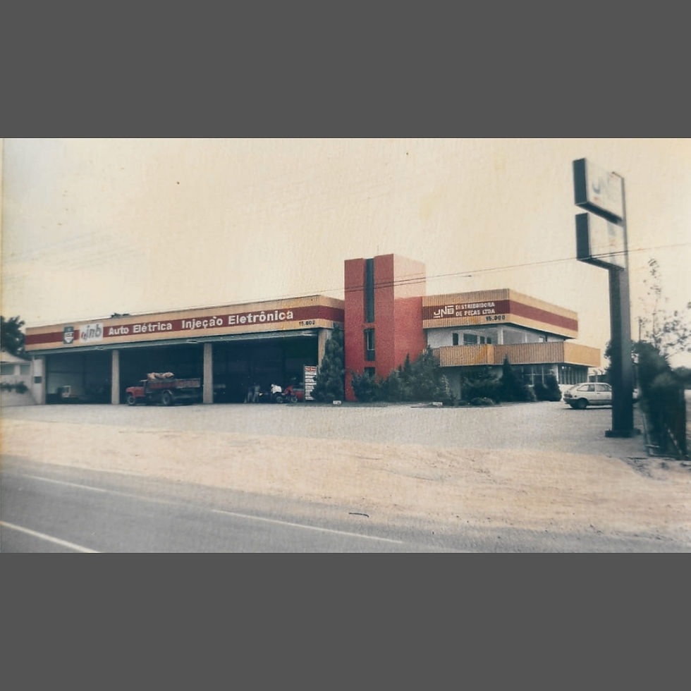 Fachada antiga da JNB em 1996