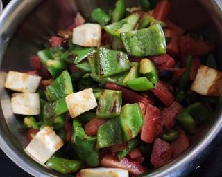 Preparation of the vegetables for the Mix Veg