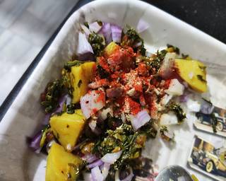 Chopped Onions With Aloo Methi Sabzi