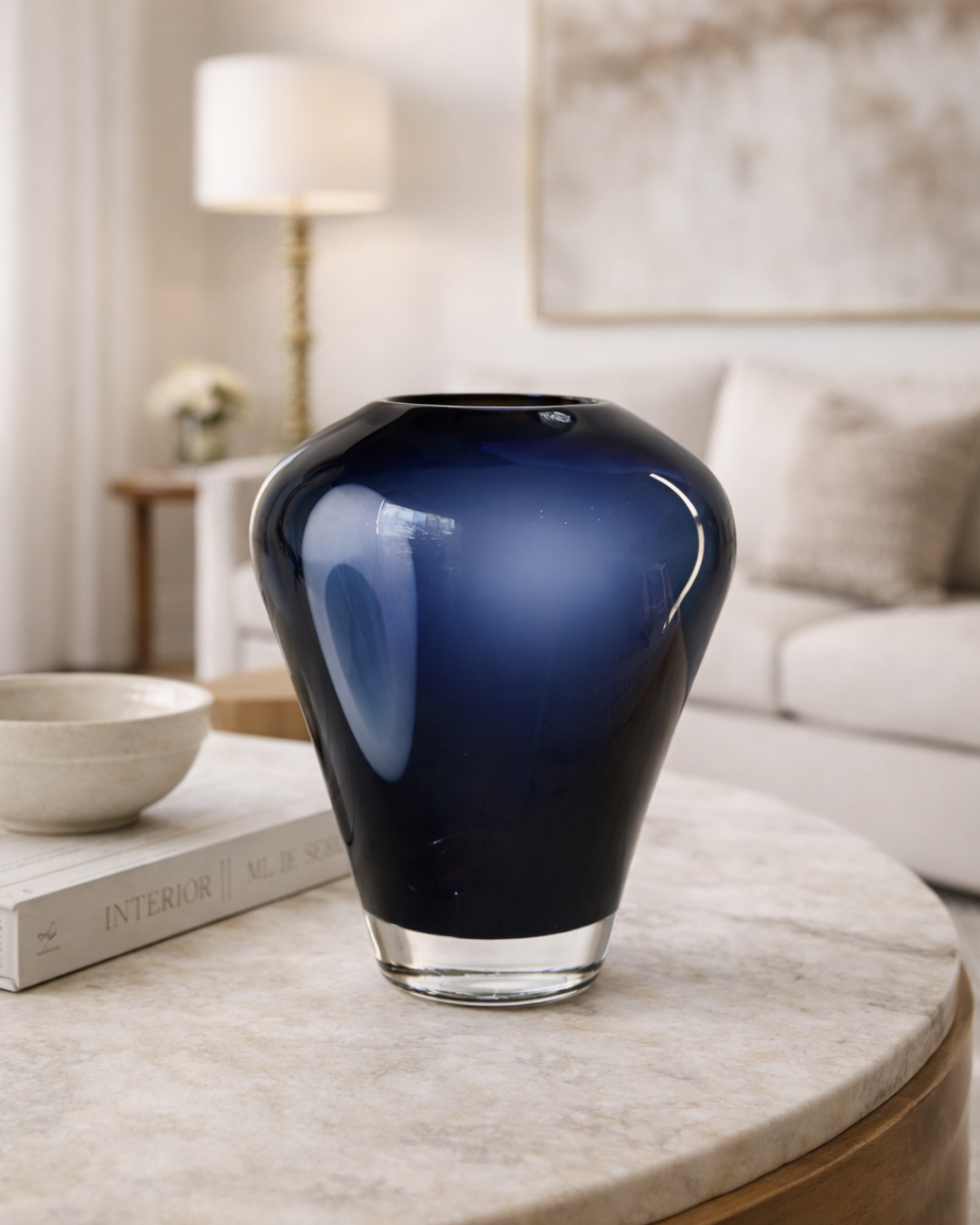 Jarrón Decorativo de Vidrio Azul Profundo