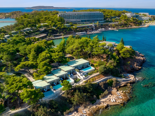 Quarto Melhor Hotel do Mundo 2025: Destaque para o Four Seasons Astir Palace Hotel Athens na Riviera Ateniense