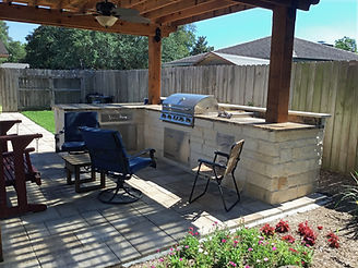 Ball Outdoor Custom Outdoor kitchen and pergola 2