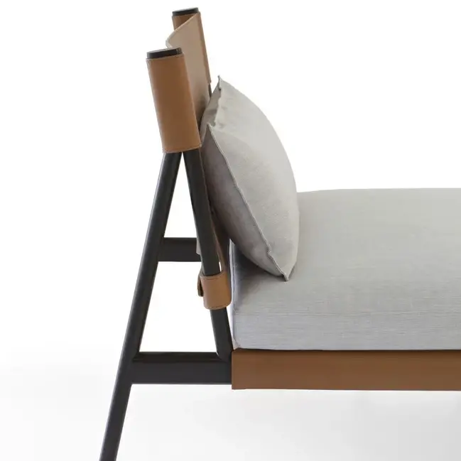 Minotti, B&B Italia, Cassina, Flexform, Poltrona Frau, Altagamma, купить, Москва, Porro, Traveller, лежанка,