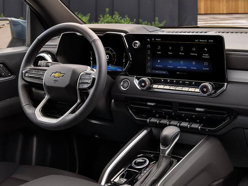 2024 Chevrolet Colorado interior