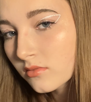 SIlver and gold 2.PNG