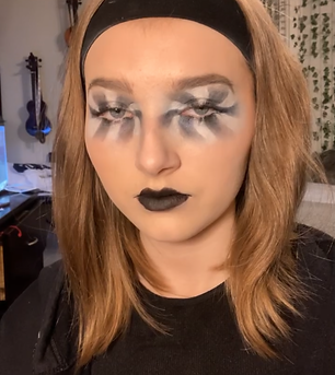 swirl clown (1).PNG