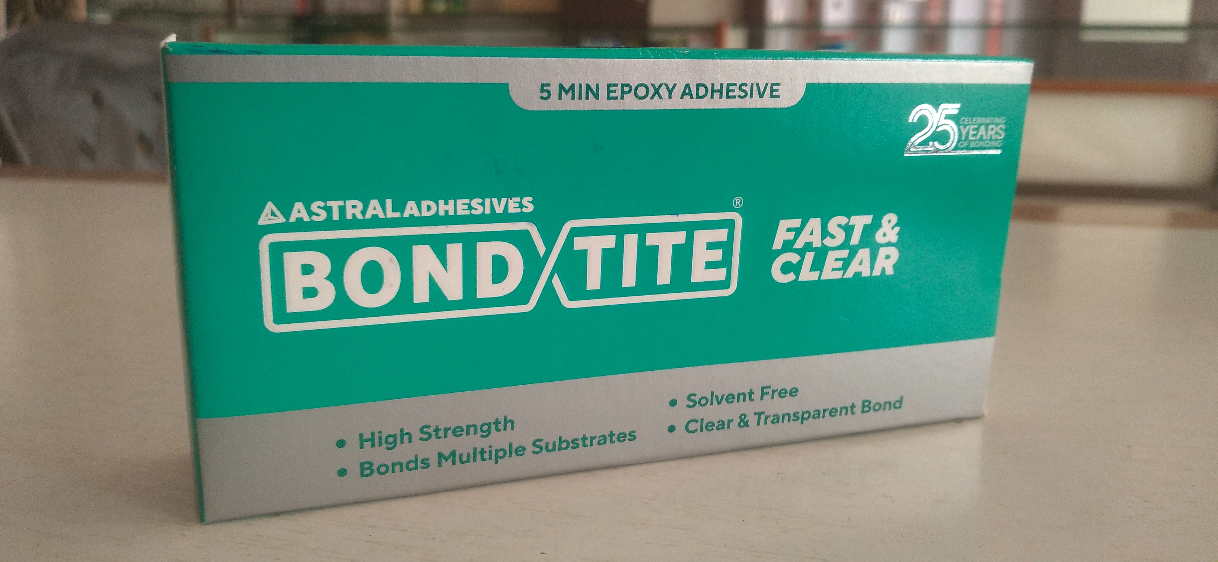 Bond Tite fast & clear  90 g