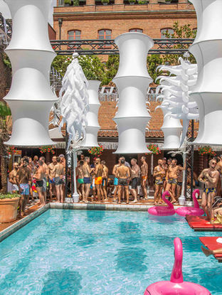 BABYLON POOLPARTY ZUM PRIDE FESTIVAL COLOGNE