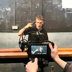 artist on music video set