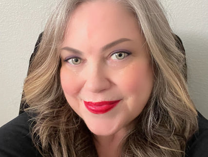 author lucy connelly image