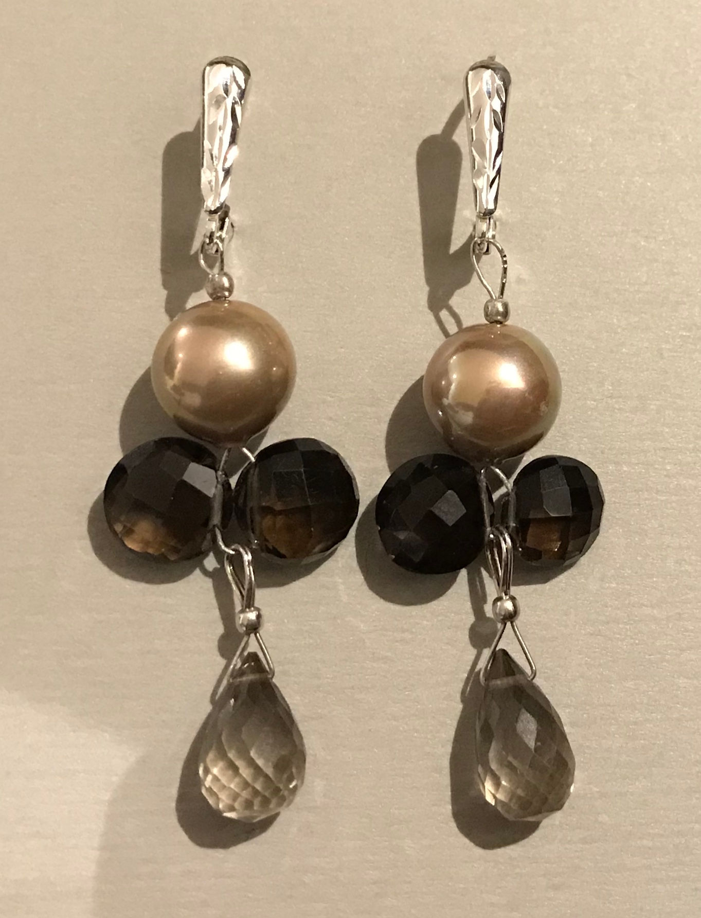 Aretes en plata 950 largos con cuarzo smokey