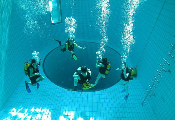 piscine-civaux-1307808581.jpg