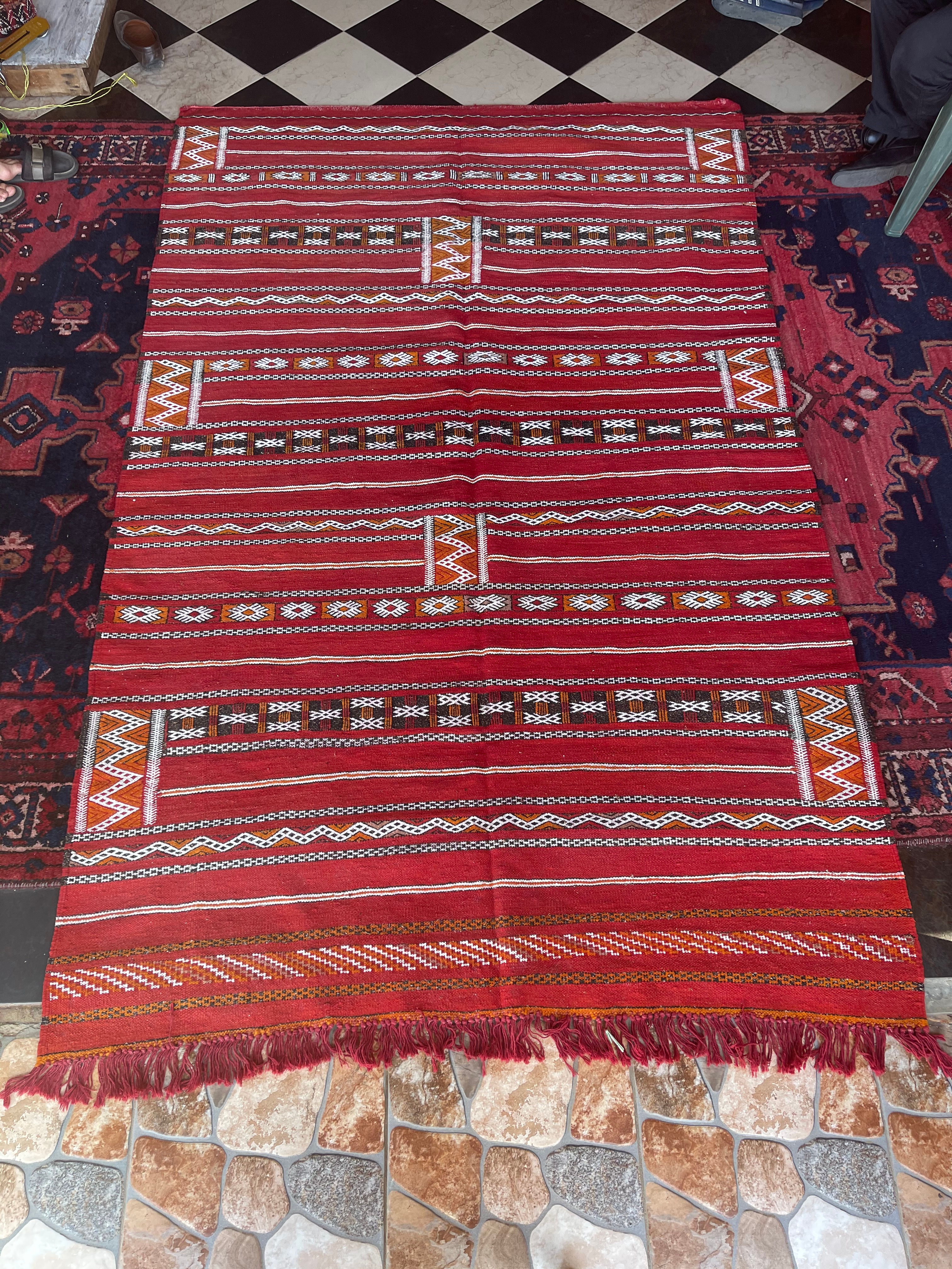 Moroccan hanbal amazigh rug