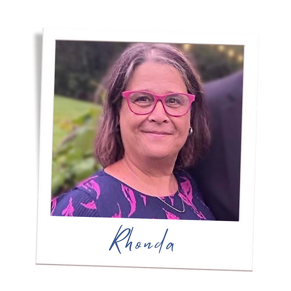 Aesthetic Polaroid Photo Frame Instagram Post.png