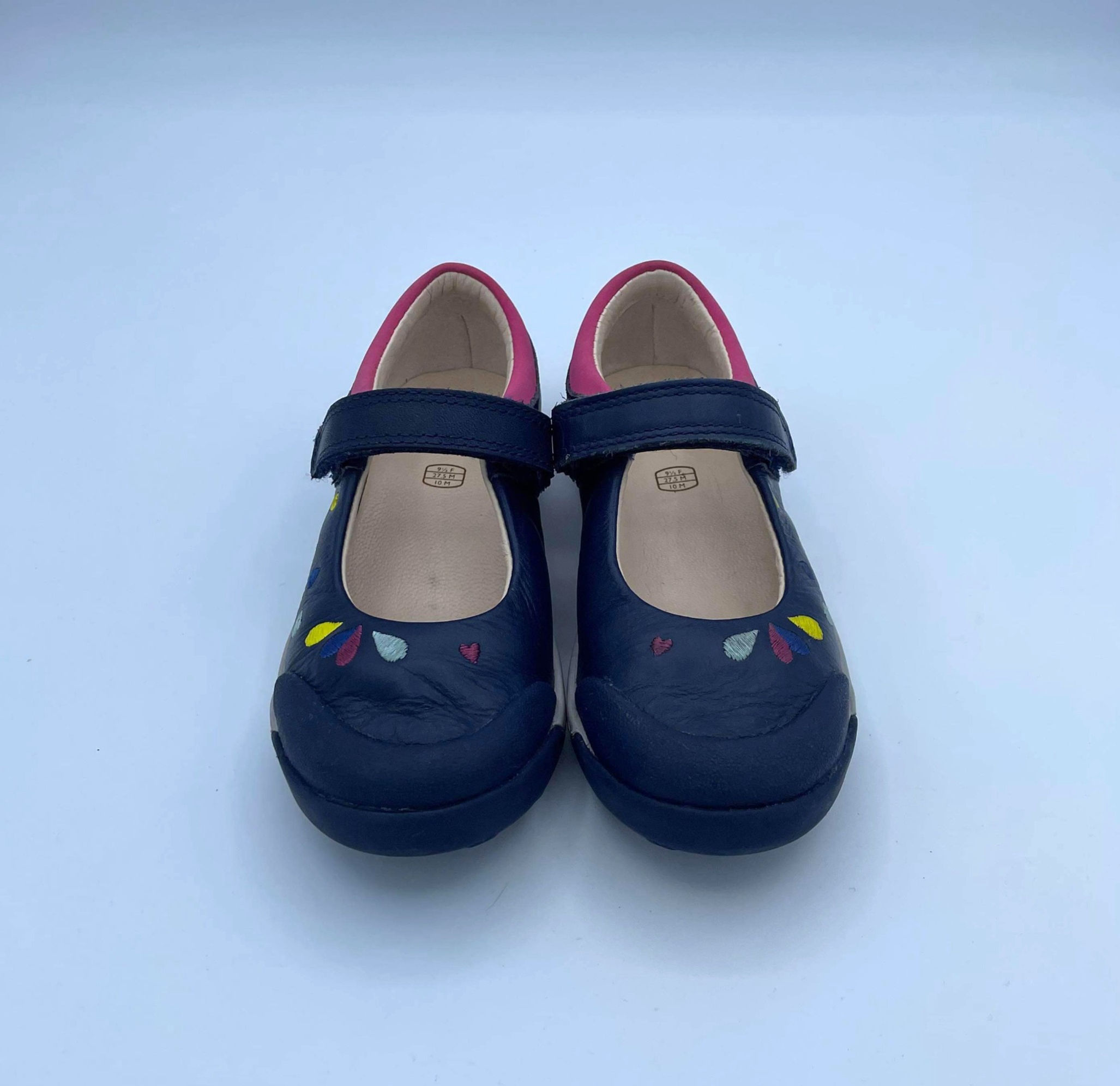 INFANT 9.5F Clarks embroidered Mary Jane shoes VGUC
