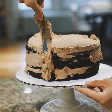 ASB Basics: 5 Best Cake Decorating Tips for Success