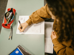 📚1. 10 Study Hacks Every Student Should Know Before Exam Season