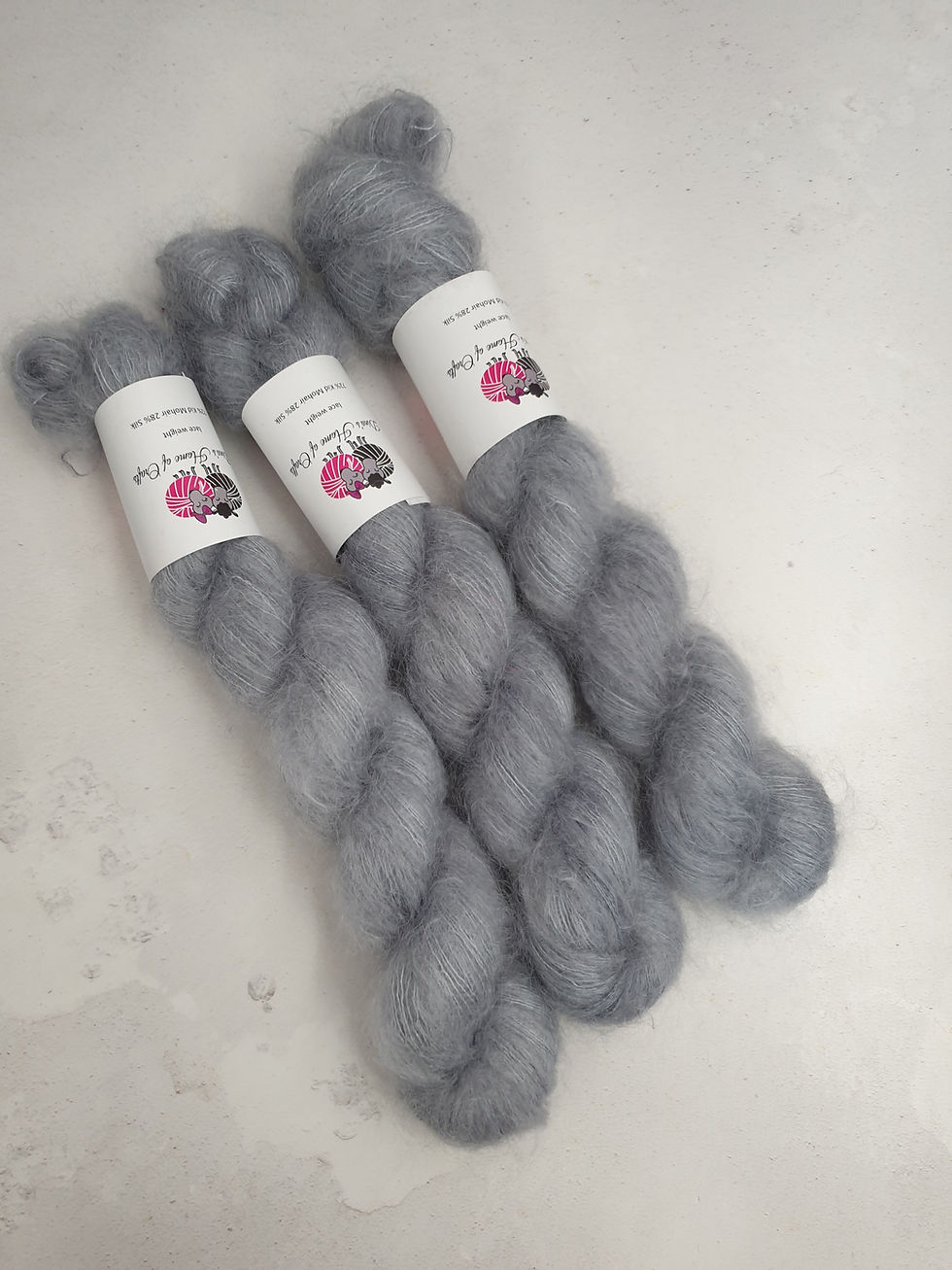Miniature : Kid Mohair Silk yarn, Lace weight, 50 g, DOVE