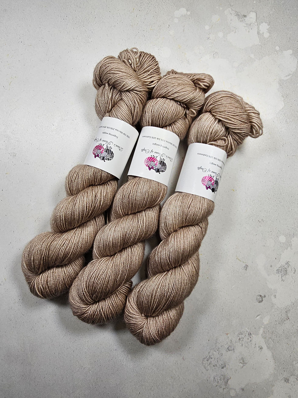 Miniature : SW Merino Silk Cashmere yarn, 4-ply, Fingering, 100g, SHIITAKE