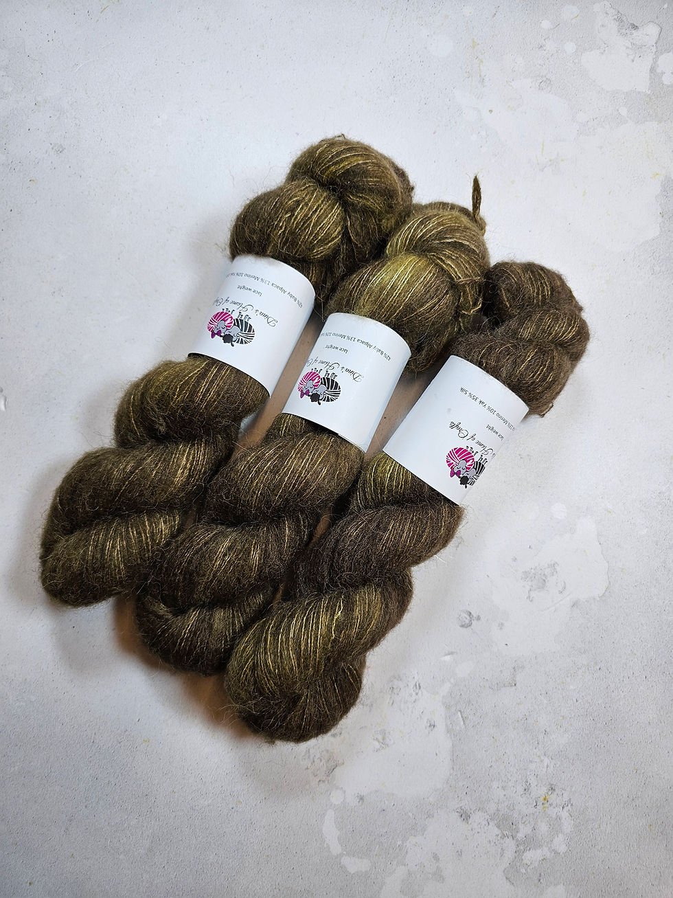 Miniaturbild: Yak Cloud yarn, Lace weight, 50 g, SWAMP