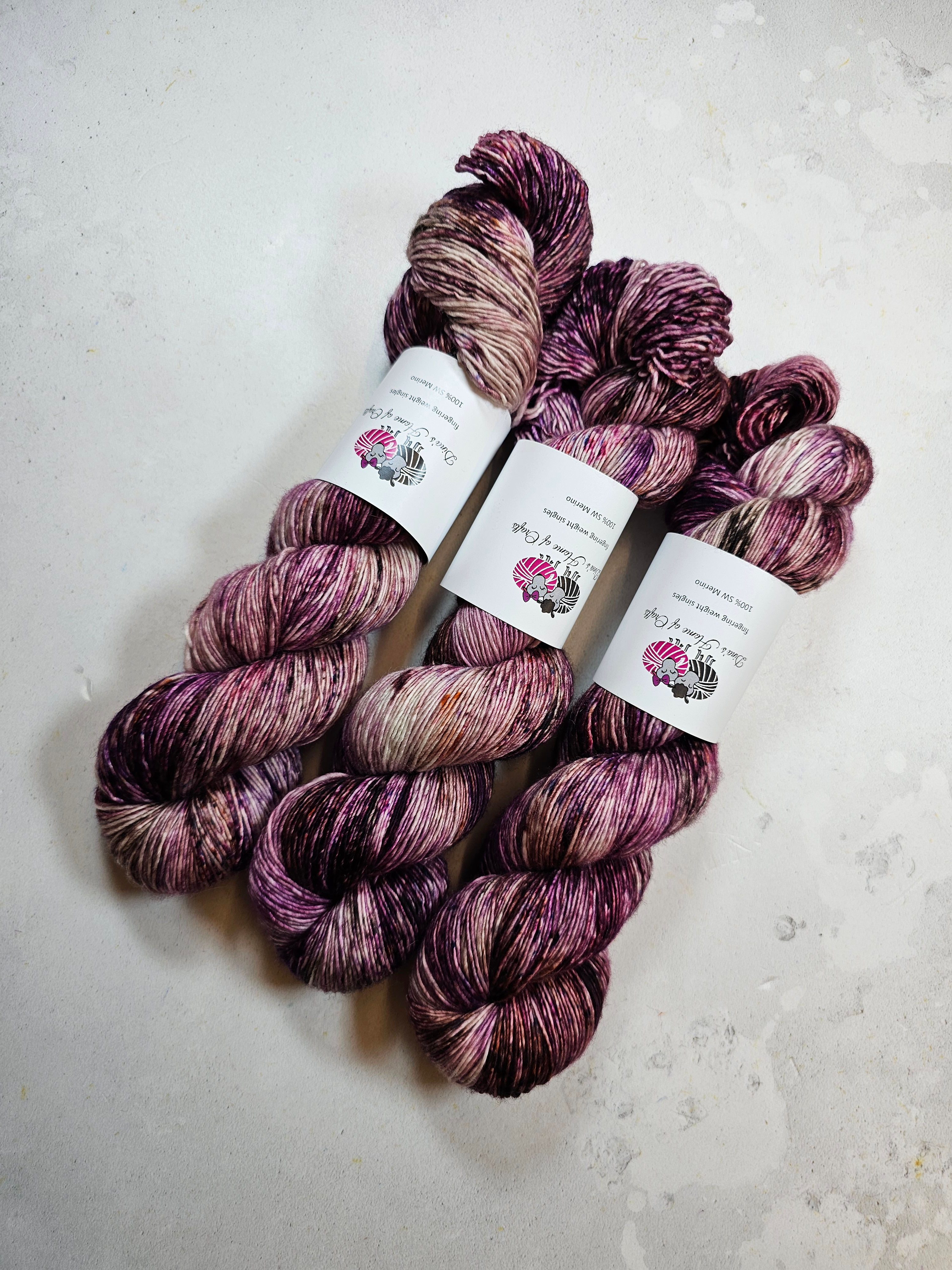 SW Merino singles, fingering weight, 100g, HUG