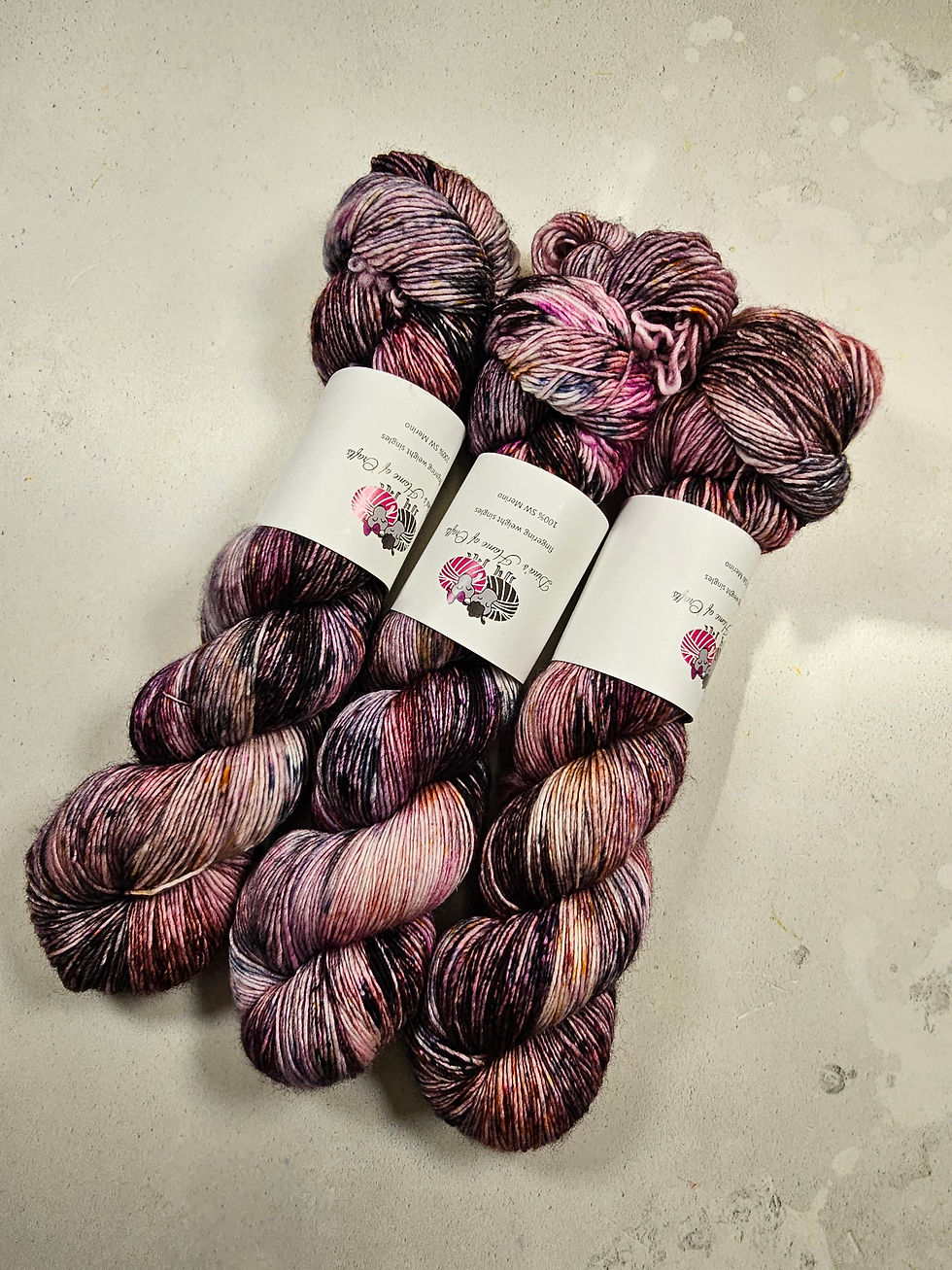 SW Merino singles, fingering weight, 100 g, LUST