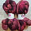 Miniaturbild: Cormo roving, wool top, 100 g, GARNET TWILIGHT