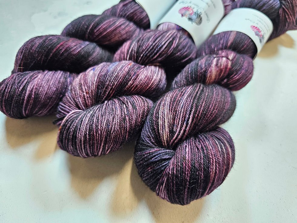 Миниатюра: SW Merino Nylon yarn, 4-ply, Fingering weight, 100 g,MOULIN ROUGE