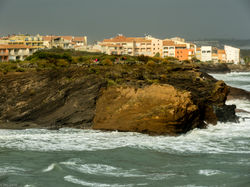 Cap d'Agde, tuf jaunes et tuf gris